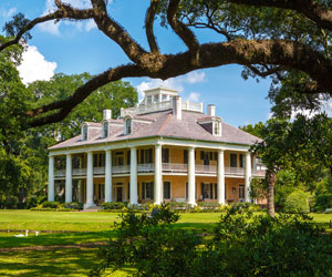 Houmas House Estate and Gardens in Darrow | Tour Louisiana